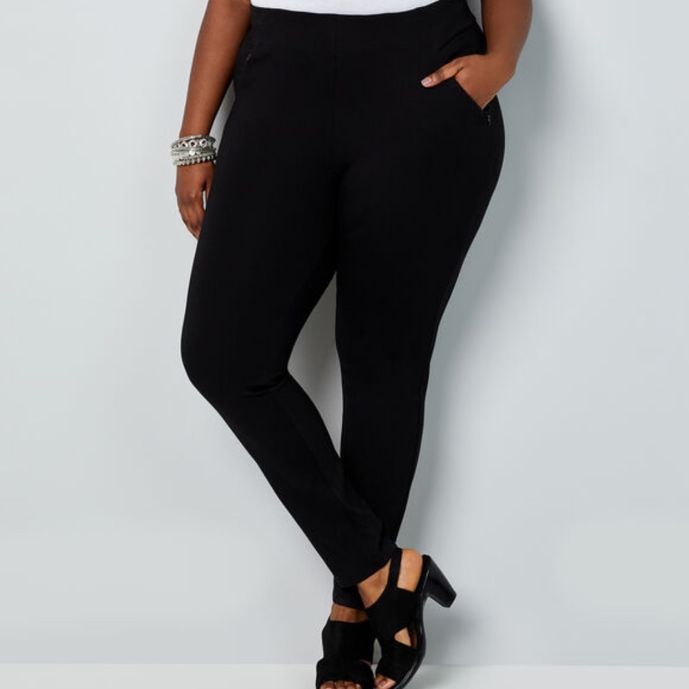 Avenue Ponte Knit Pull-On Legging NWT
